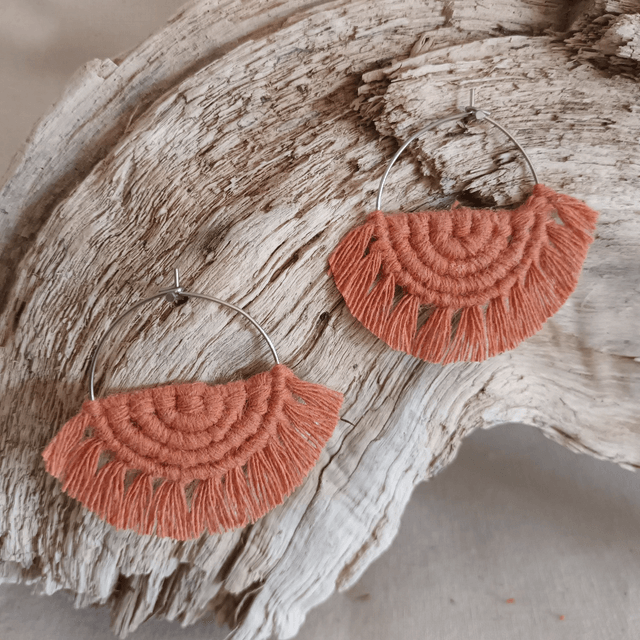 Boucle d'oreille créole macramé argentée