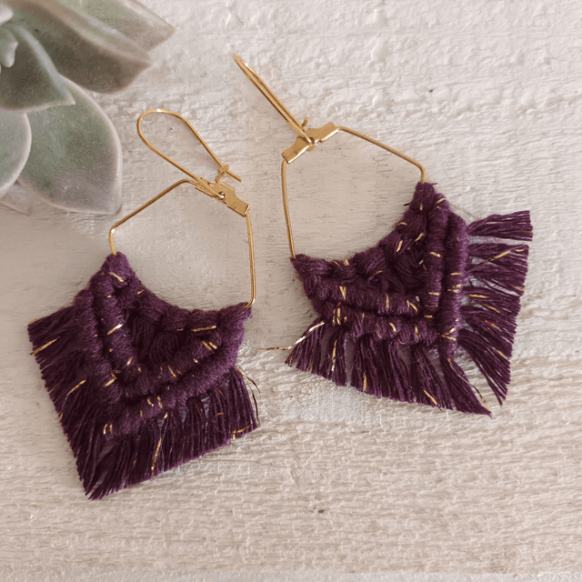 Boucle d'oreille losange macramé dorée