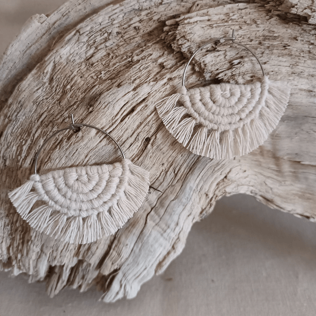 Boucle d'oreille créole macramé argentée