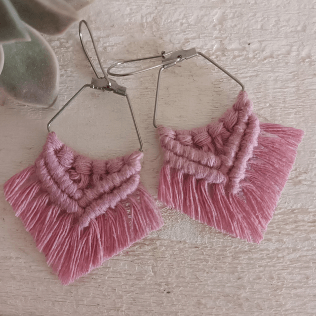 Boucle d'oreille losange macramé argentée