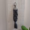 porte-clés infini en macramé gris charbon