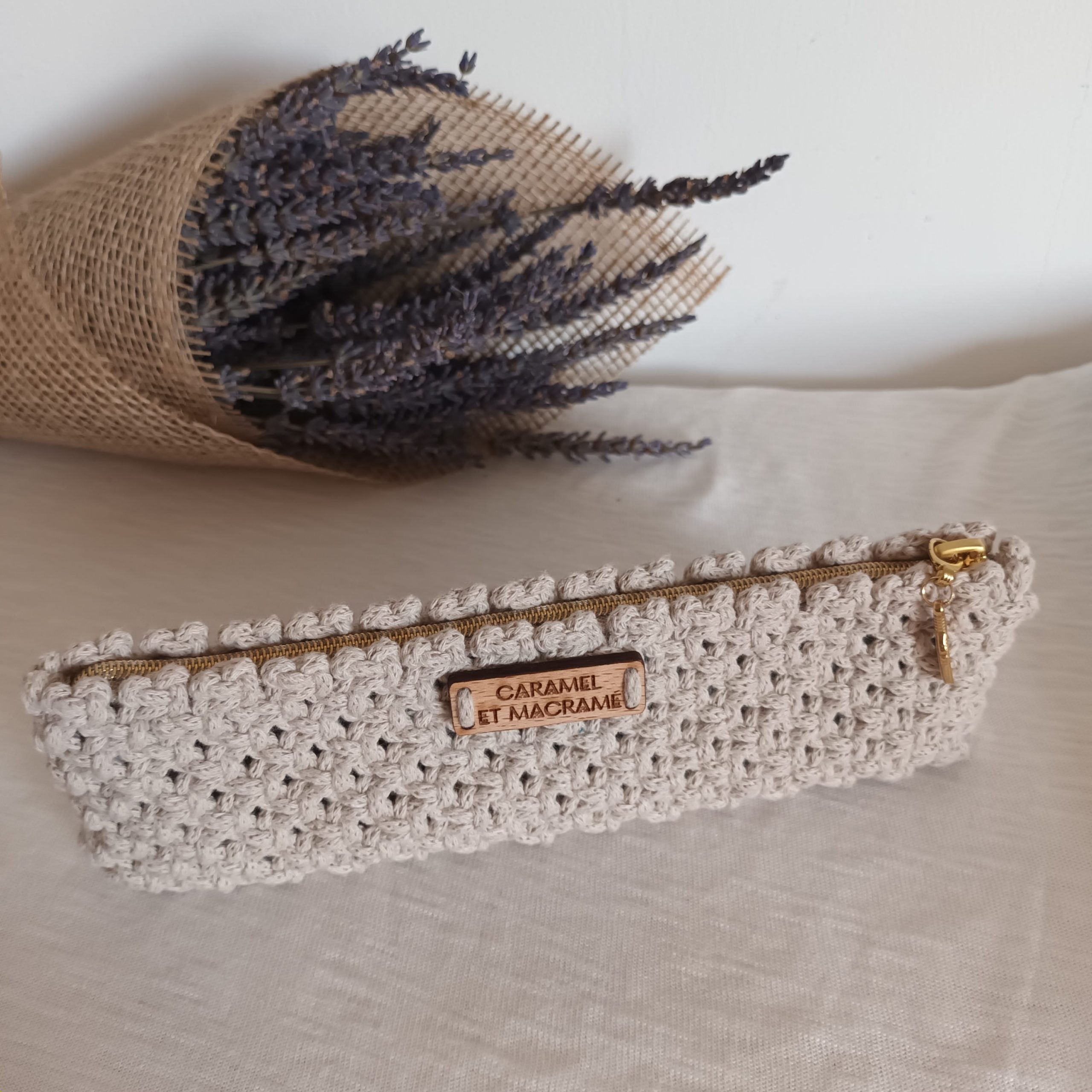 Mini-trousse à stylos beige