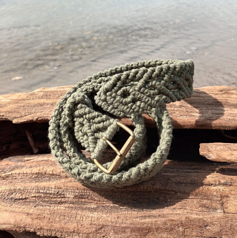 ceinture macramé avocat avec boucle bronze